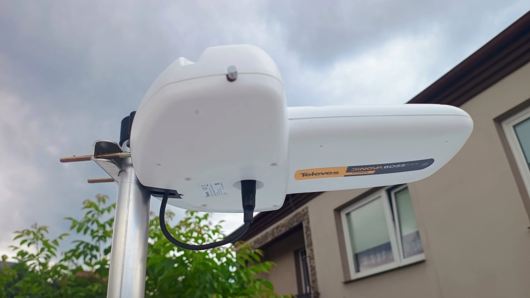 Montaż anteny DVB-T2 Televes